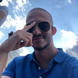 Meet your Posher, Arash